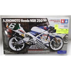 1990 HONDA NSR 250 MODEL KIT - 1:12 SCALE
