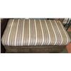 Image 1 : SHOWHOME DESIGN OTTOMAN        26 X 48