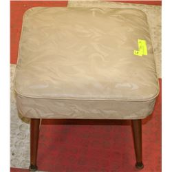 VINTAGE FOOT STOOL