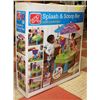 STEP2 SPLASH & SCOOP BAY WITH UMBRELLA PLAY CENTER