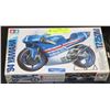 Image 1 : 1994 YAMAHA TZ250M  MODEL KIT - 1:12 SCALE