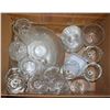 Image 1 : BOX OF GLASS WARE