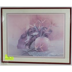 ORIENTAL STYLE PICTURE FRAME WITH DECORATIVE RED