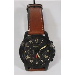 FOSSIL MEN TRIPLE CHRONOGRAPH WATCH W/LEATHER BAND