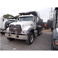 2017 MACK GU713 DUMP TRUCK, VIN/SN:1M2AX07C4HM061464 - T/A, 455 HP MACK MP8 ENGINE, ALLISON 4500 RDS
