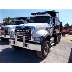 2017 MACK GU713 DUMP, VIN/SN:1M2AX07C7HM034856 - TRI-AXLE, 455 HP MACK MP8 ENG, ALLISON A/T, 44K REA