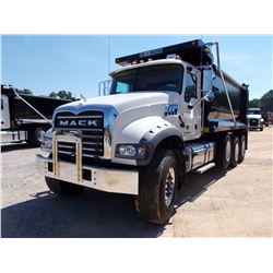 2017 MACK GU713 DUMP, VIN/SN:1M2AX07C7HM031312 - TRI-AXLE, 445 HP MACK, MACK MP8 T-310M TRANS, ENGIN