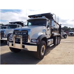 2017 MACK GU713 DUMP, VIN/SN:1M2AX07C3HM031291 - TRI-AXLE, 445 HP MACK MP8, MACK T-310M TRANS, ENGIN