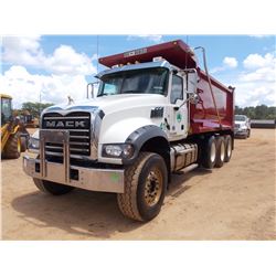 2017 MACK GU713 DUMP, VIN/SN:1M2AX07C9HM061492 - TRI-AXLE, 455 HP MACK MP8 ENGINE, 10 SPD MACK T310M