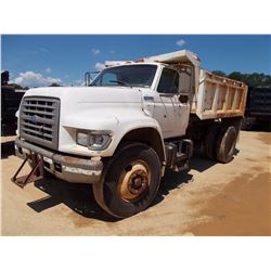 1996 FORD F SERIES DUMP, VIN/SN:1FDTF80E5TVA02583 - S/A, DIESEL ENGINE, A/T, 23K REARS, 12K FRONT, H