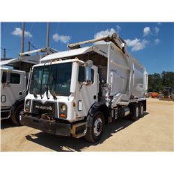 2017 MACK MR0613 GARBAGE TRUCK, VIN/SN:1M2AV04C6HM015547 - 345 HP MACK MP7 ENGINE, ALLISON 4500 RDS