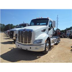 2015 PETERBILT 579 TRUCK TRACTOR, VIN/SN:1XPBDP9X6FD238568 - PACCAR DIESEL ENGINE, 10 SPD TRANS, 38K