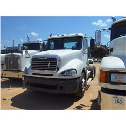 2009 FREIGHTLINER COLUMLBIA TRUCK TRACTOR, VIN/SN:1FUJA6CK69DAE7676 - T/A, DETROIT SERIES 60 DIESEL 