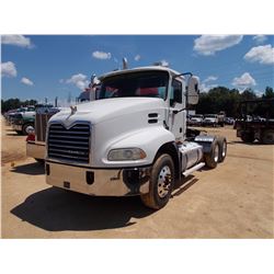 2007 MACK CXN613 TRUCK TRACTOR, VIN/SN:1M1AP02Y87N002692 - T/A, MP7 MACK DIESEL ENGINE, 10 SPD TRANS