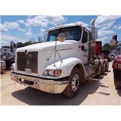 2001 INTERNATIONAL 9400i TRUCK TRACTOR, VIN/SN:2HSCNAMR61C073680 -TRI-AXLE, 430 HP S60 DETROIT DIESE