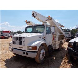 1999 INTERNATIONAL 4700 BUCKET TRUCK, VIN/SN:1HTJCABL5XH652379 - IHC DIESEL ENGINE, AUTO TRANS, DAKO