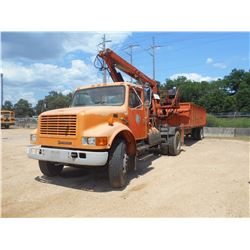 1996 INTERNATIONAL 4700 BOOM TRUCK, VIN/SN:1HTSCABN5TH378273 - S/A, IHC T444E ENGINE, A/T, LIGHTNING