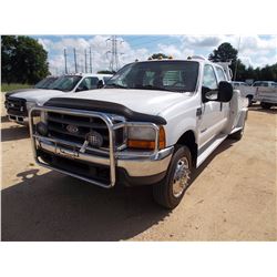 2000 FORD F550 FLATBED TRUCK, VIN/SN:1FDAW56F8YEC65660 - CREW CAB, FORD POWERSTROKE DIESEL ENGINE, A