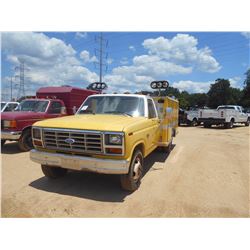 1985 FORD F350 XL SERVICE TRUCK, VIN/SN:1FDKF3717FNA74501 - DIESEL ENG, A /T, E-ONE ENGLOSED SERVICE