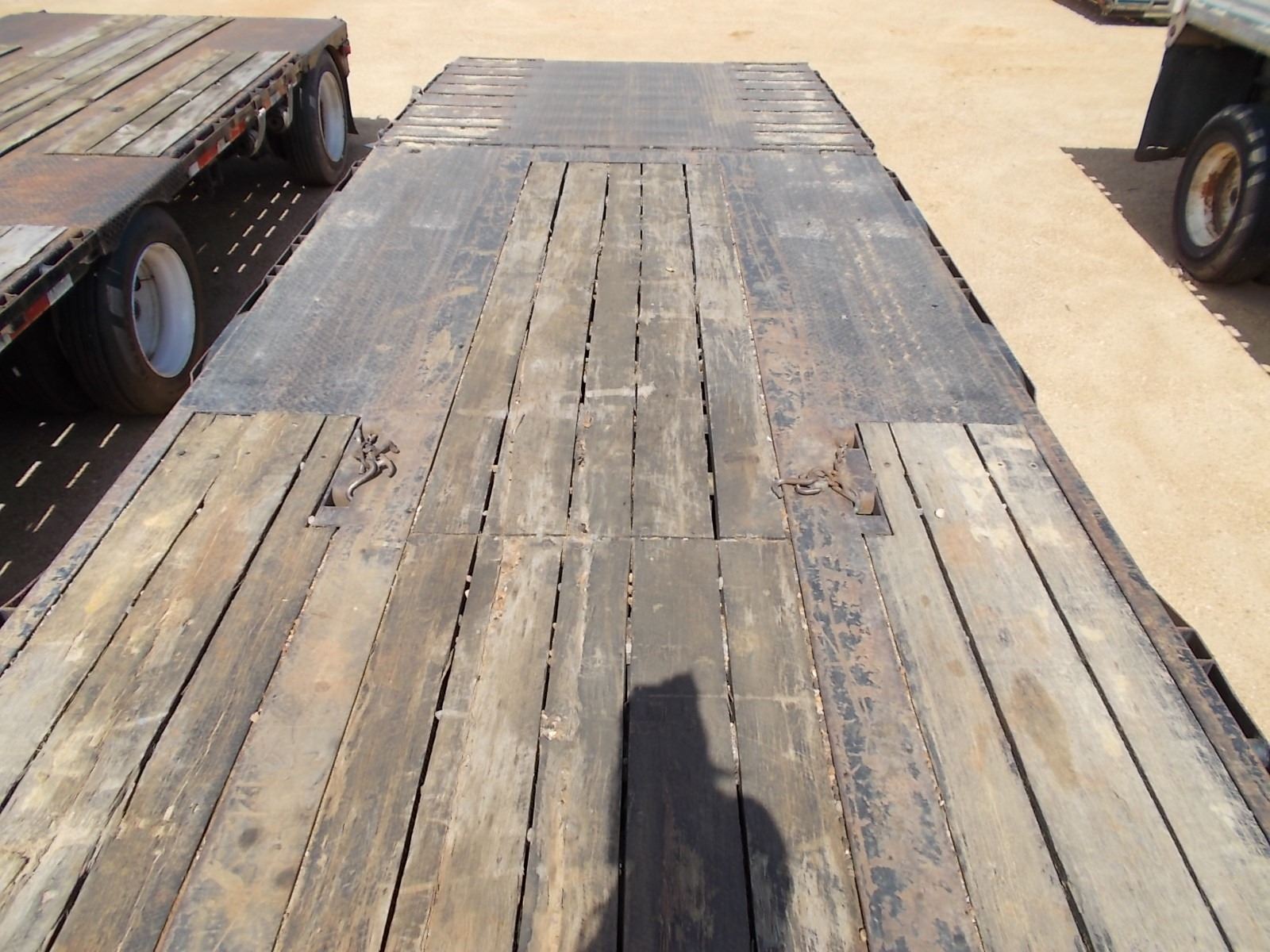 STEP DECK TRAILER, T/A, 53' LENGTH, 102" WIDTH, 11' TOP DECK, HYD