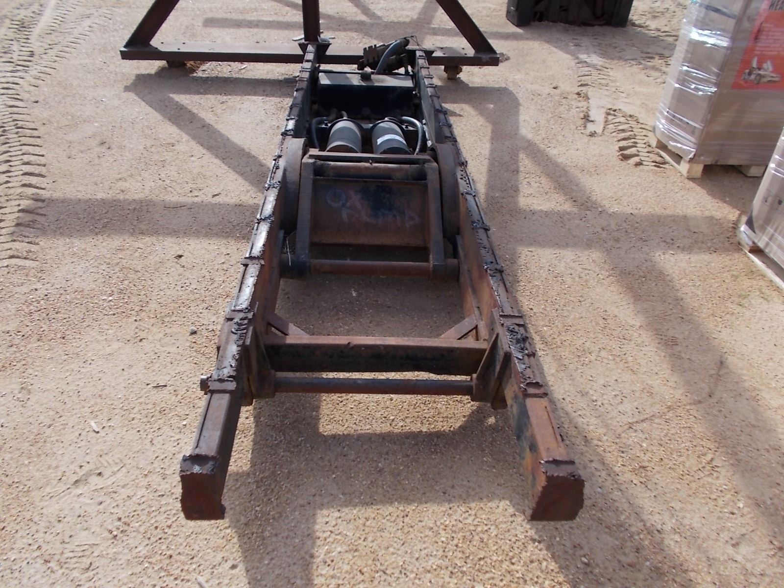 14'' DUMP BED FRAME, W/CYLINDER & PTO , DRIVER PUMP J.M. Wood Auction