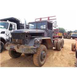 MILITARY TRUCK TRACTOR, VIN/SN:M724-11648 - T/A, DIESEL ENGINE, 5 SPD TRANS, ODOMETER READING 29,036