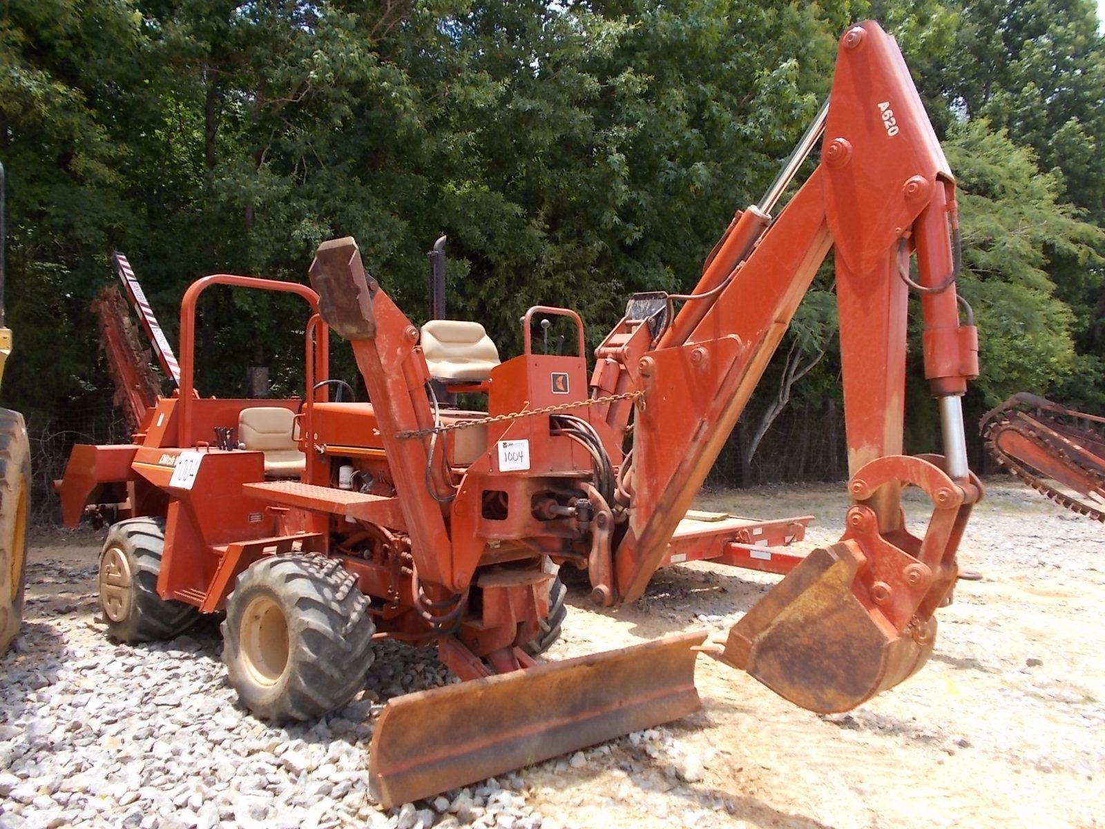 DITCH WITCH 6510 TRENCHER, VIN/SN550084 8' TRENCHER, BACKHOE ATTACH