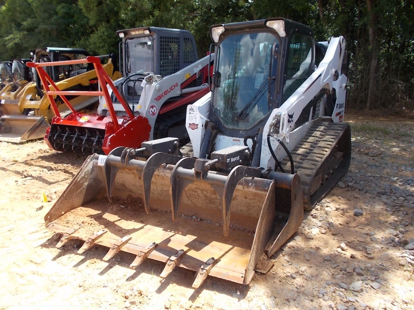 2016 BOBCAT T590 SKID STEER LOADER, VIN/SNALJU19641 CRAWLER, GRAPPLE BUCKET, GP BUCKET, ECAB W/AI
