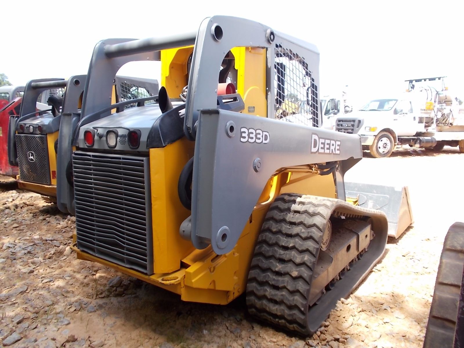 JOHN DEERE 333D SKID STEER LOADER, VIN/SN:200535 - CRAWLER, GP BUCKET ...