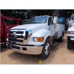 2004 FORD F650 MECHANICS TRUCK, VIN/SN:3FRNF65184V613685 - CAT DIESEL ENGINE, 6 SPD TRANS, IMT SERVI