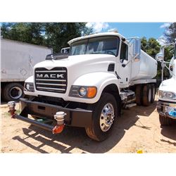 2007 MACK GRANITE CV713 WATER TRUCK, VIN/SN:1M2AG11Y37M052408 - T/A, MACK DSL ENGINE, 9 SPD TRANS, E