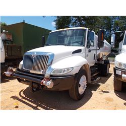 2007 INTERNATIONAL 4300 WATER TRUCK, VIN/SN:1HTMNAAL57H535695 - S/A, DT466 ENGINE, A/T, WATER TANK W