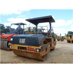 CAT CB-634D ROLLER, VIN/SN:CDF00450 - TANDEM, 84" DRUMS, VIBRATORY, CANOPY, 8,384 HOURS