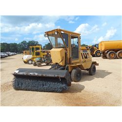ROSCO CHALLENGER BROOM, VIN/SN:37185 - 7' BROOM, WATER SYSTEM, ECAB, METER READING 5,191 HOURS (COUN