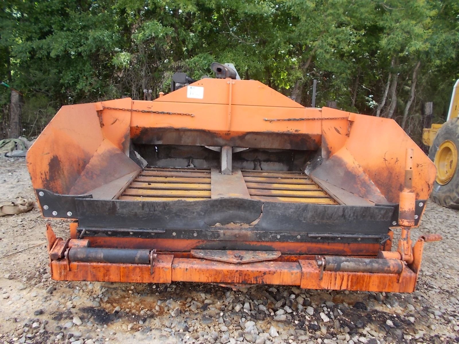 GILCREST PRO PAVER 813RT ASPHALT PAVER, VIN/SN23302 ISUZU DEISEL ENGINE, 8'6''14' SCREED, METER