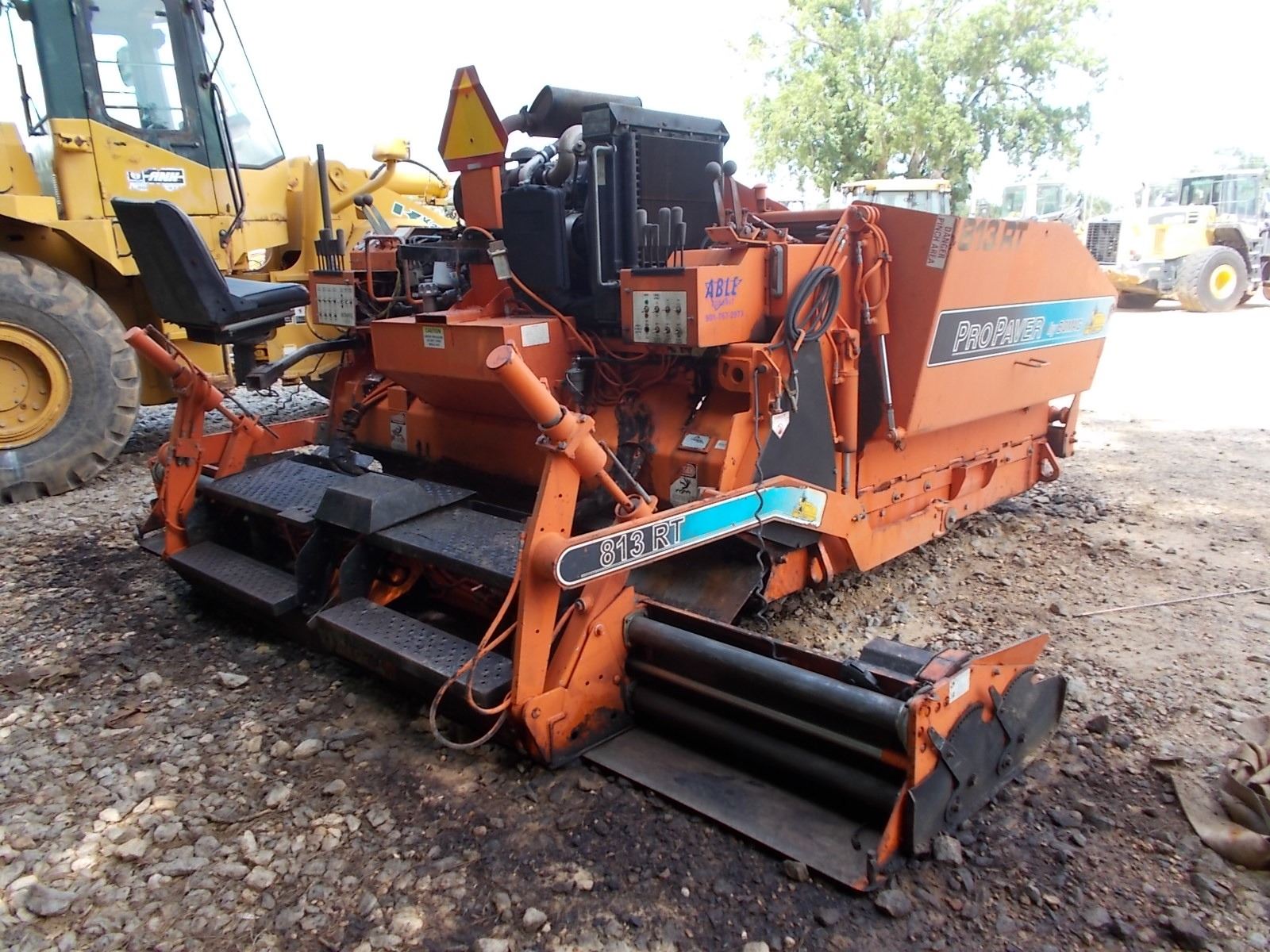 GILCREST PRO PAVER 813RT ASPHALT PAVER, VIN/SN23302 ISUZU DEISEL ENGINE, 8'6''14' SCREED, METER