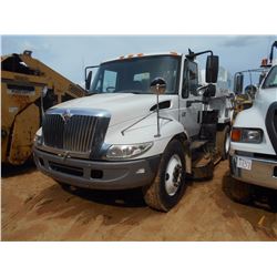 2007 INTERNATIONAL 4300 SWEEPER TRUCK, VIN/SN:1HTMMAAN97H433885 - S/A, INTERNATIONAL DIESEL ENGINE, 