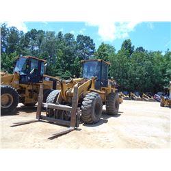 CAT 938G II WHEEL LOADER, VIN/SN:CRD01611 - WICKER LUMBER FORKS, ECAB W/AIR, 20.5-25 TIRES, METER RE