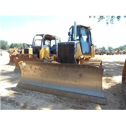 2012 JOHN DEERE 700J LGP CRAWLER TRACTOR, VIN/SN:211887 - 6 WAY BLADE, ECAB W/AIR, METER READING 1,3