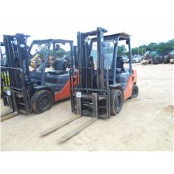 TOYOTA 8FDU30 FORKLIFT, VIN/SN:31173 - DOUBLE STAGE MAST, 4,500# CAP, CANOPY