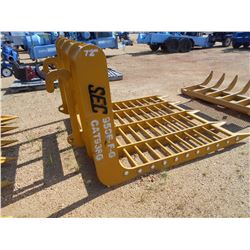 SEC WOOD FORKS, 72", FITS WHEEL LOADER CAT IT62G,H, CAT IT38 F,G,H (UNUSED)