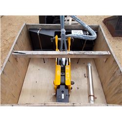 TRX HB750 HYDRAULIC HAMMER - FITS SKID STEER LOADER (UNUSED)