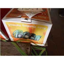 WELDING HELMET, AUTO DARKENING