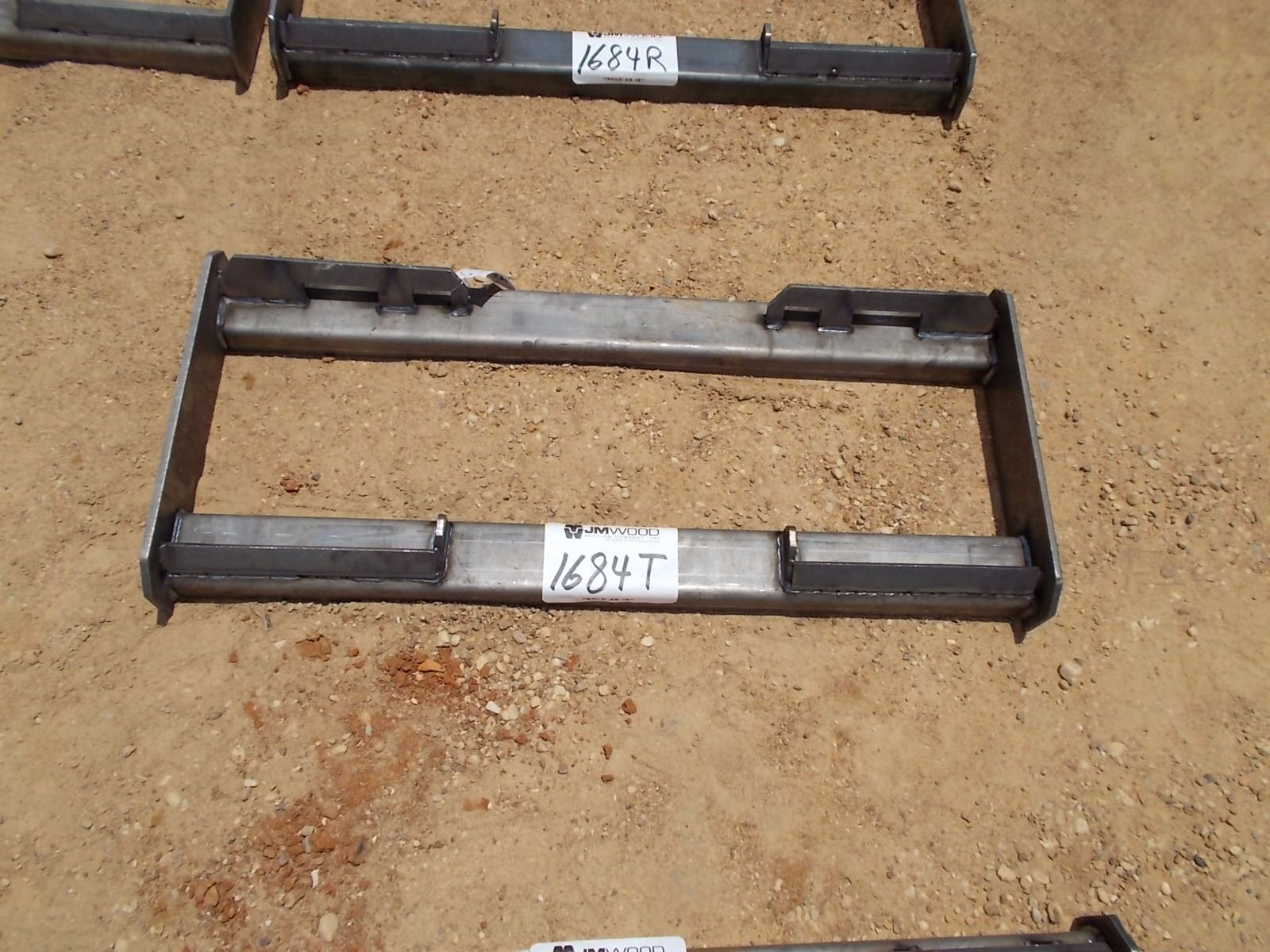 SKID STEER ATTACH FRAME