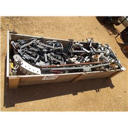 1 CRATE CABLE HANGING PAR