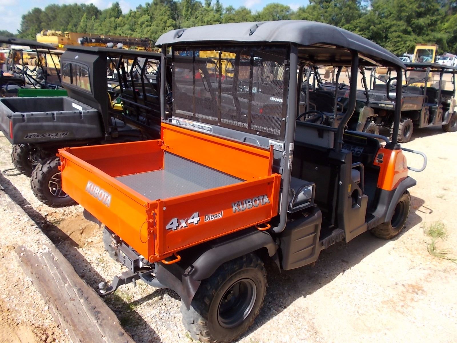 KUBOTA RTV 1140 SIDE BY SIDE, DIESEL ENGINE, CANOPY, DUMP BED, METER READING 565 HOURS
