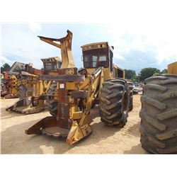 2013 TIGERCAT 724E FELLER BUNCHER, VIN/SN:7242161 - TIGERCAT SW5702 SAW HEAD, ECAB W/AIR, 30.5L-32 T