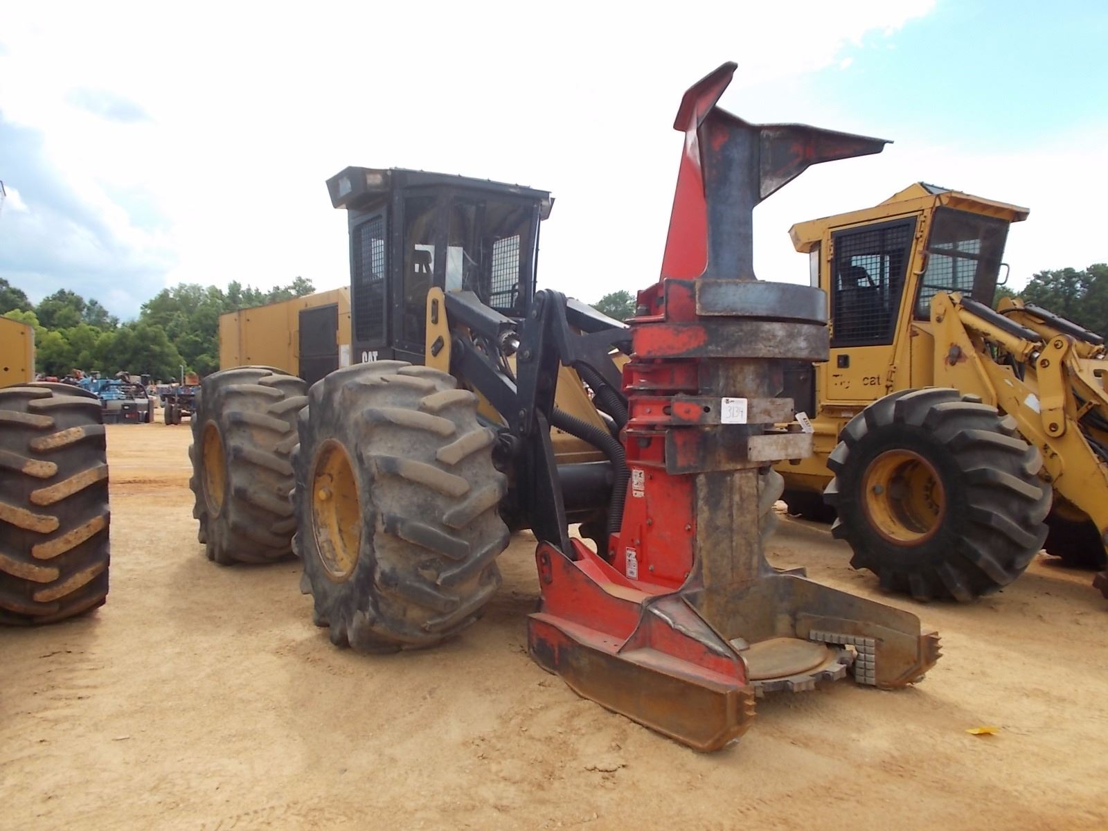 CAT 573C FELLER BUNCHER, VIN/SN:7300135 - SC-57 SAW HEAD, ECAB W/AIR ...