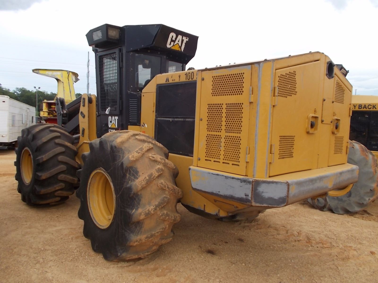 2013 CAT 573C FELLER BUNCHER, VIN/SN:RJT00282 - FD 22B SAW HEAD, ECAB W ...