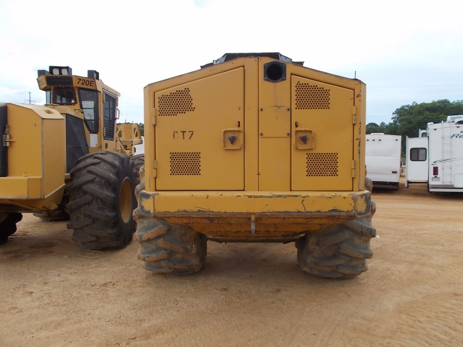 CAT 573C FELLER BUNCHER, VIN/SN:W7300114 - CAT SC57 SAWHEAD, ECAB W/AIR ...